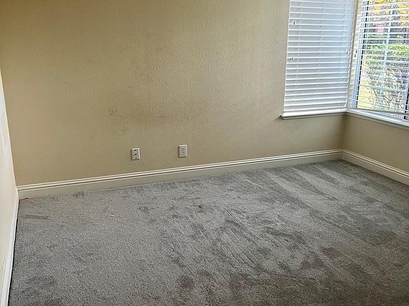 5th image of 505 Bromley Ct