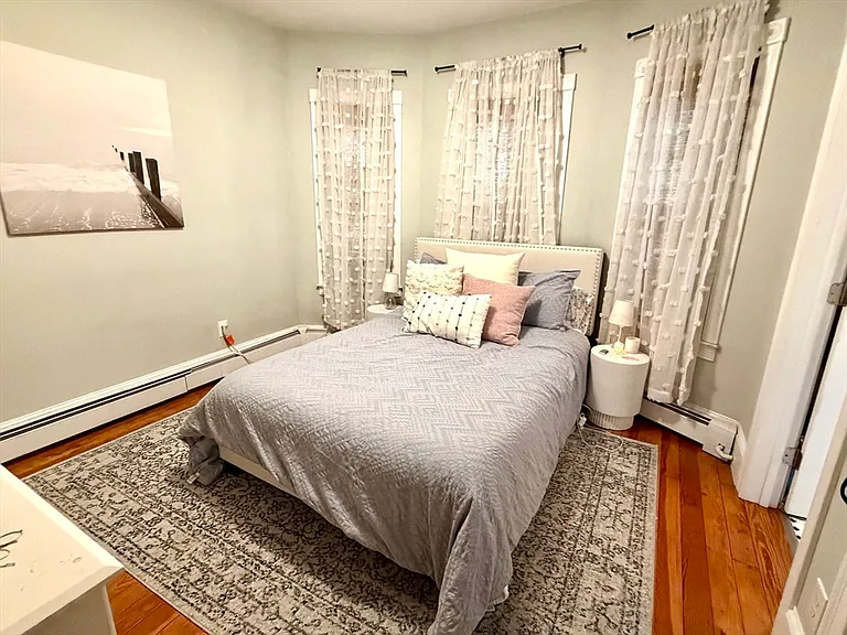 244 W 3rd St #2 — Photo 7