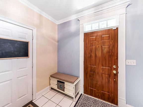 4th image of 249 Ashford Dr