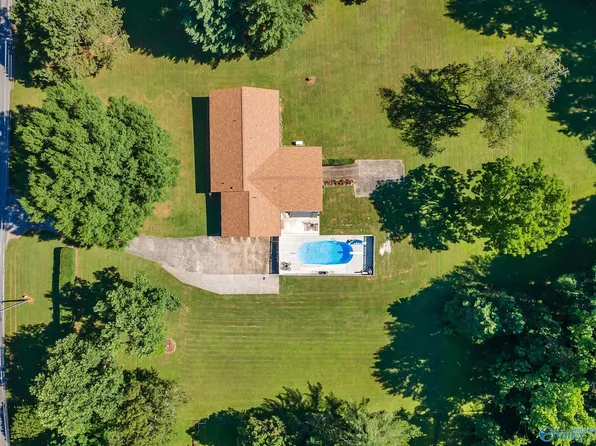 1495 Jeff Rd NW, Huntsville, AL 35806
