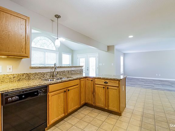 4th image of 5608 Appaloosa Cir