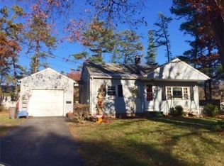 41 Oakman St, Turners Falls, MA 01376