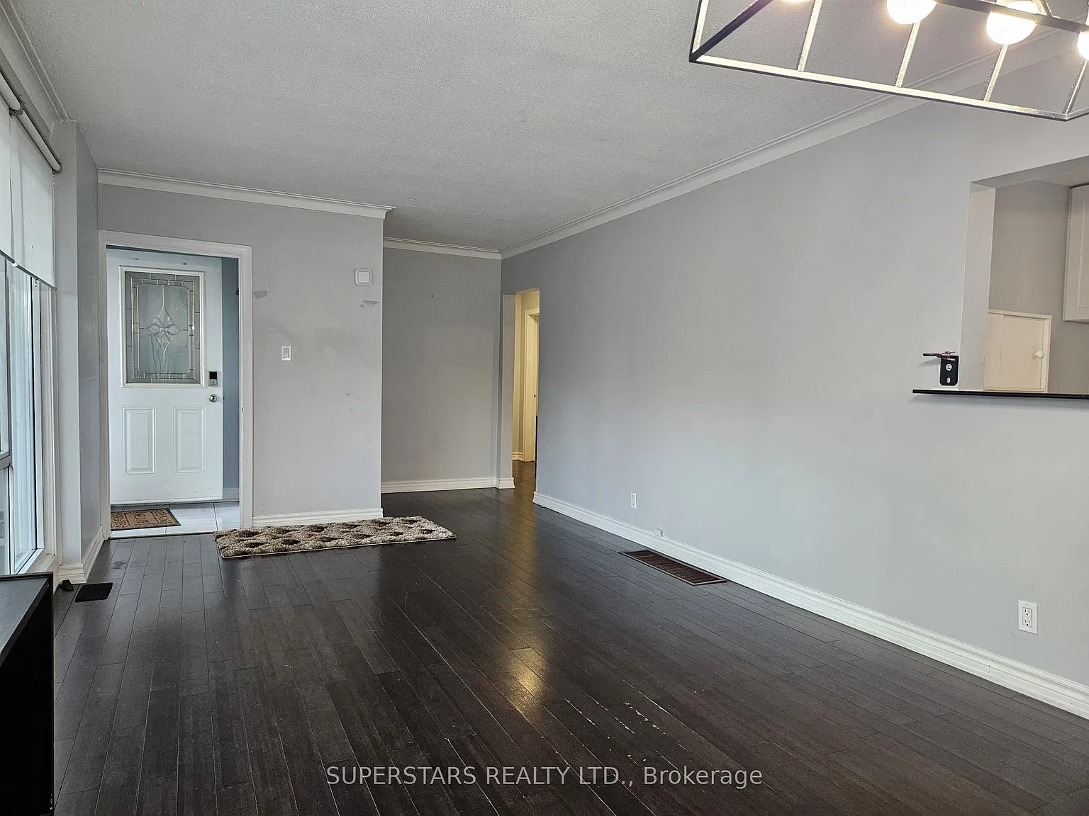 3 bed, $2,800 — Photo 2