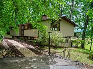 556 Sherwood Dr, Marion, VA 24354