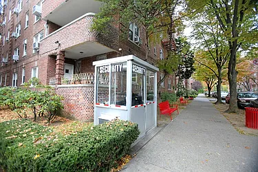 Sold by Maxwell Kates Inc.