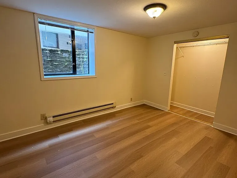 Stanford Arms Apartments — Photo 36