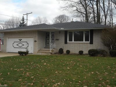 964 E Meadowlawn Blvd, Seven Hills, OH, 44131