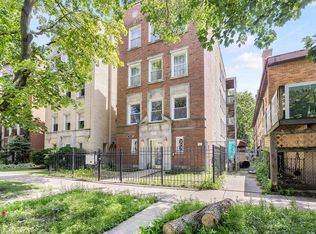 1747 W Pratt Blvd #2N, Chicago, IL 60626