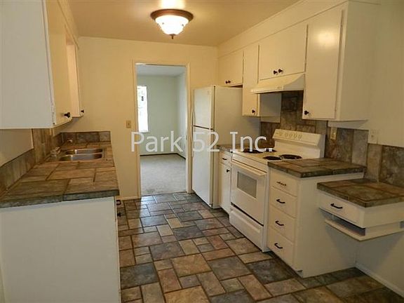 2nd image of 1446 Rainier Dr APT 3