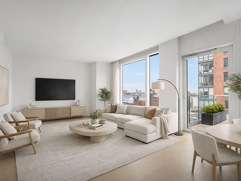 555 W 43rd St #12H — Photo 1