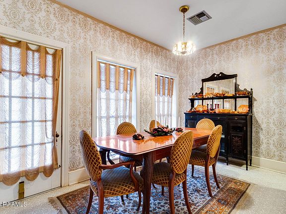 5th image of 7769 Grand Prairie Rd