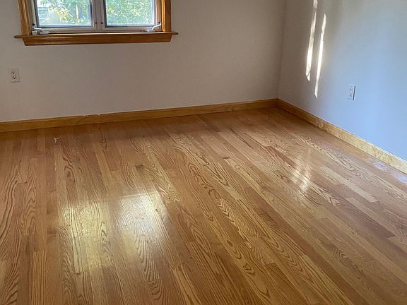 4th image of 221-22 59th Ave Floor 2