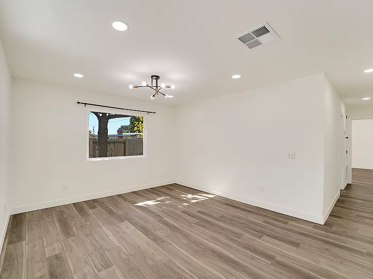 1502 Coolidge St — Photo 25