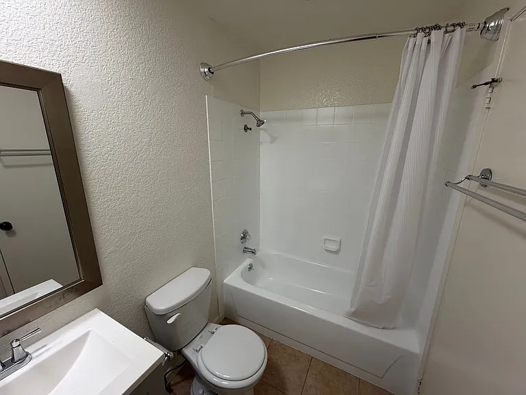 10323 Woodbine — Photo 23