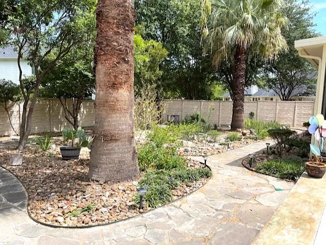 1604 Canyon Oak — Photo 9