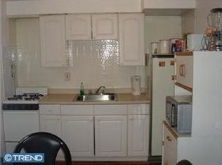 406 Kent Rd, Upper Darby, PA 19082