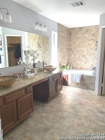 576 Gallagher Dr — Photo 18