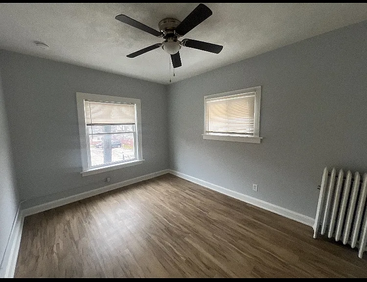 3142 W 95th St #14 — Photo 5
