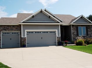 917 NW Cedar Ct, Ankeny, IA 50023
