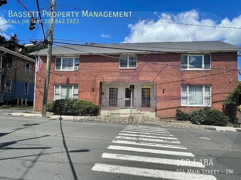 214 Main St #2W — Photo 2