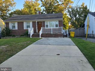 709 Seagrove Rd, Glen Burnie, MD 21060