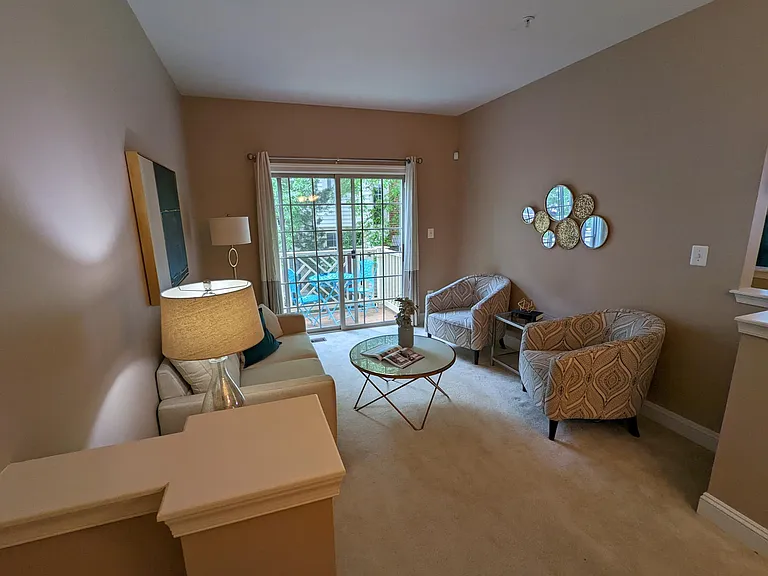 46358 Hobbs Sq — Photo 3