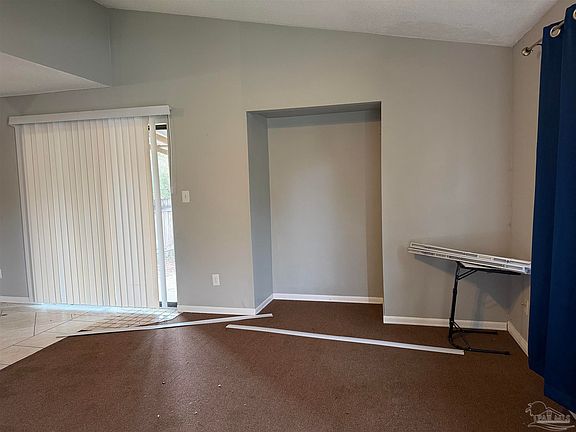 4th image of 3864 Oakus Dr