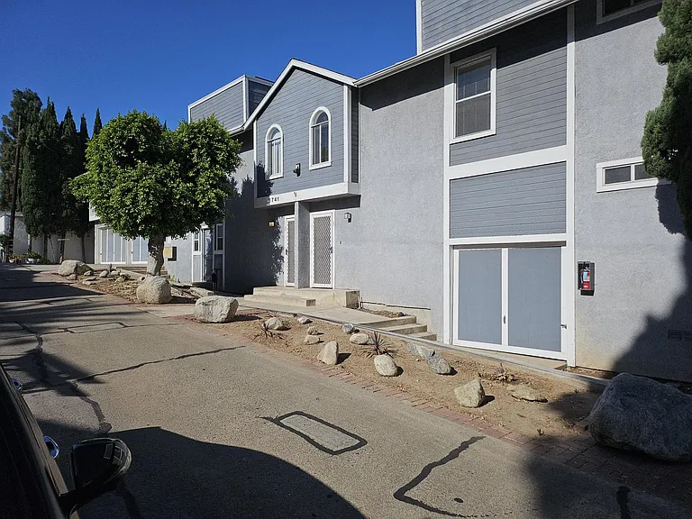 6741 Stanford Way — Photo 20