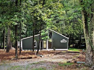 40 White Oak Trl, Chapel Hill, NC 27516