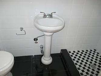 Rented by Rita S Citrin, LREB