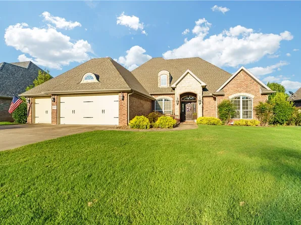 4417 W Collins Cir, Rogers, AR 72758
