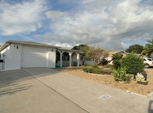5803 Thrush Dr, New Port Richey, FL 34652
