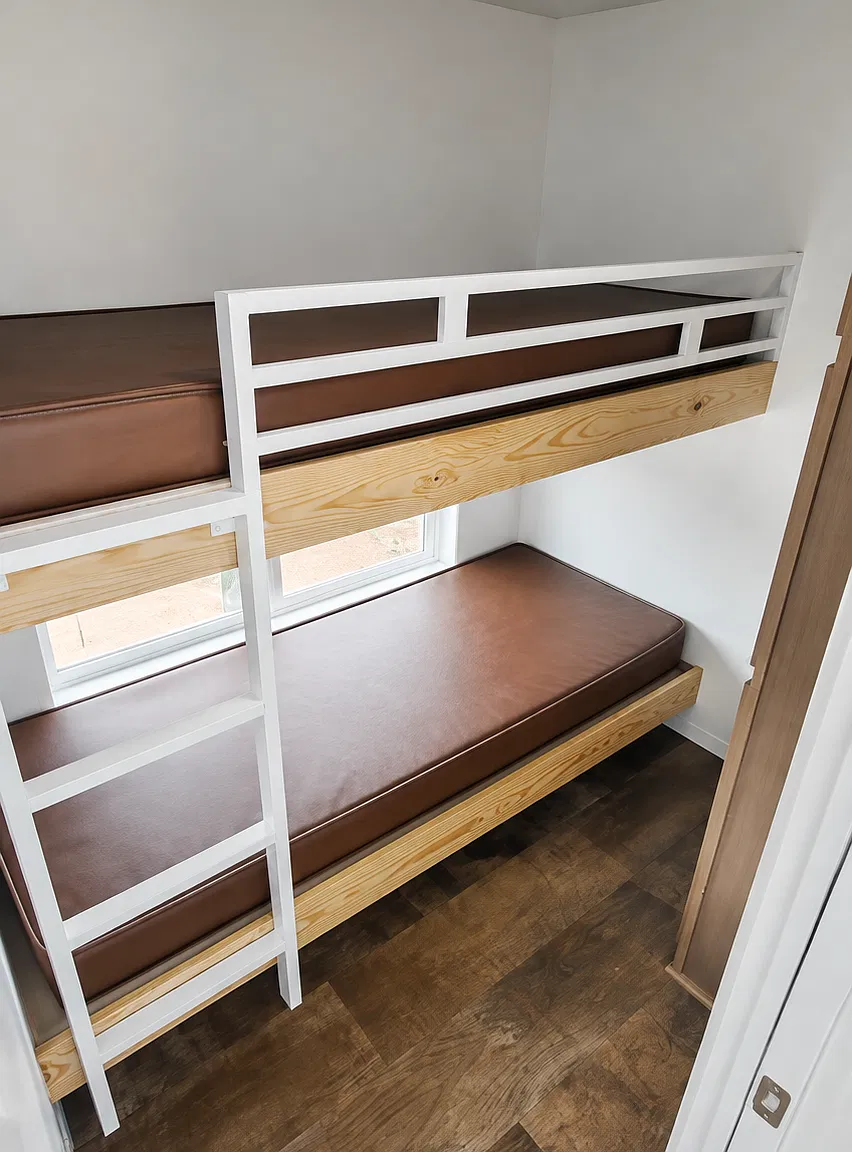 2 bed, 500 sqft, $1,450 — Photo 4