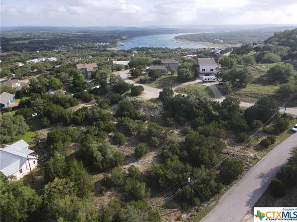 21902 Moffat Dr, Spicewood, TX 78669