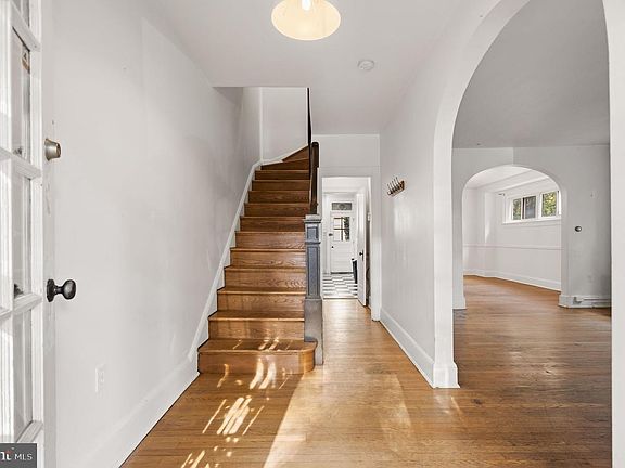 4th image of 4313 12th St NE