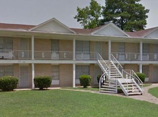 5916 Valley Dr, Little Rock, AR 72209