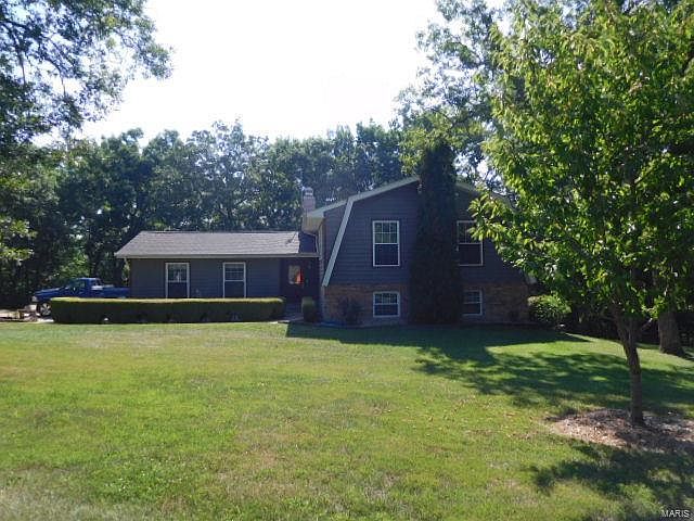 1st image of 379 Glenwood Dr