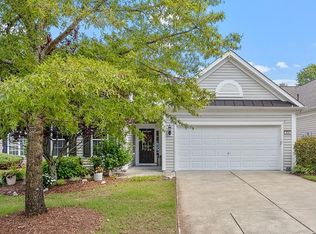 904 Footbridge Pl, Cary, NC 27519