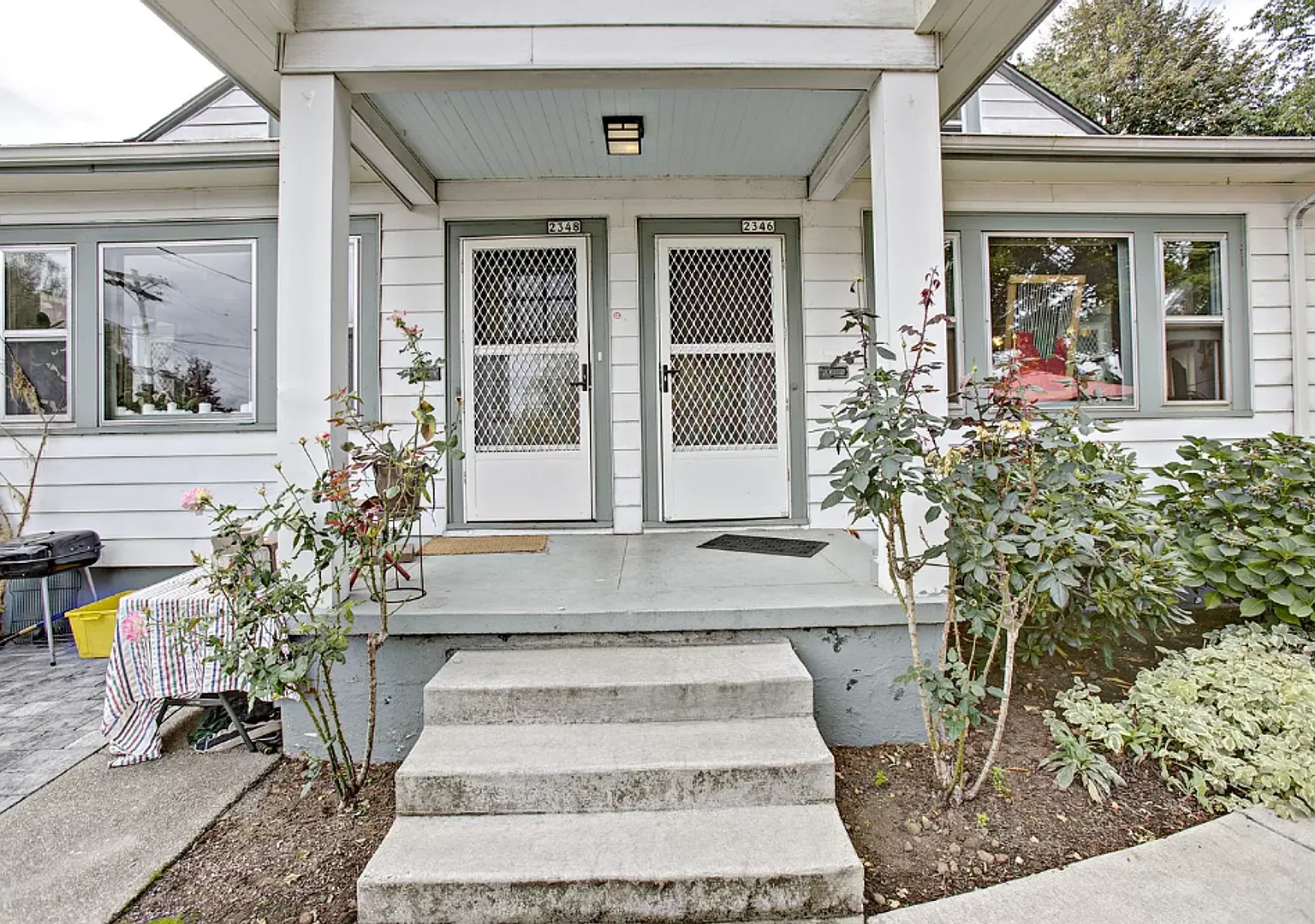 Charming 1927 Vintage 3 Bedroom 2 Bathroom Duplex is a Must See — Photo 1