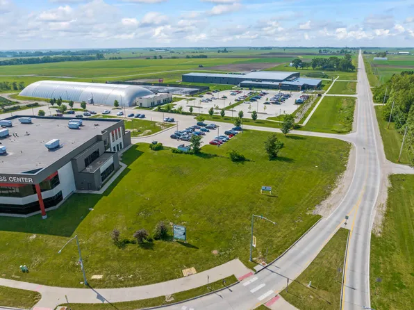 3610 University Blvd, Ames, IA 50010