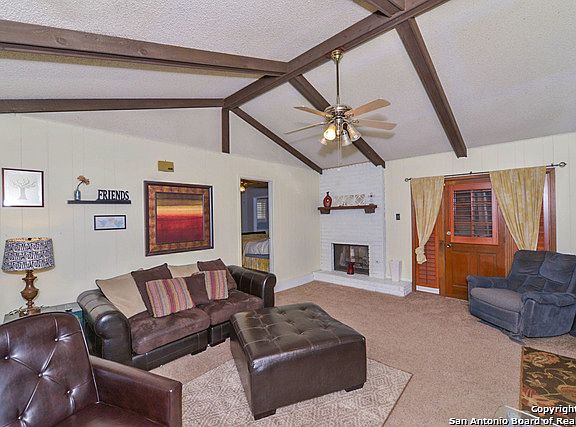 3rd image of 4303 Hickory Hill Dr