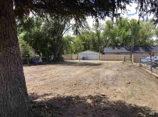 8 E Main St, Middleton, ID 83644