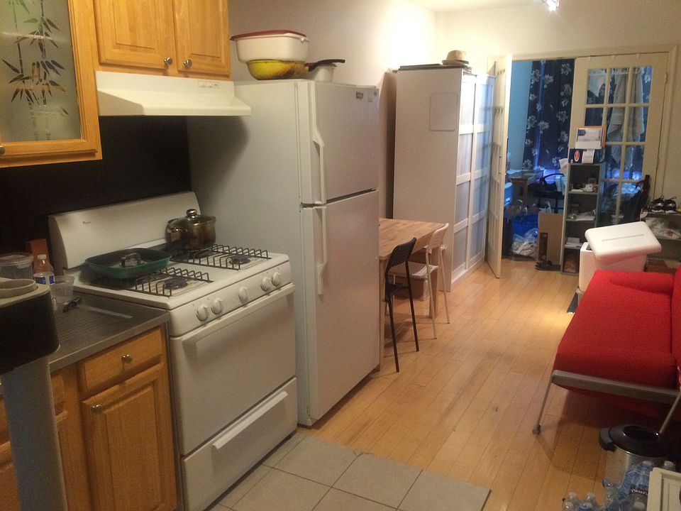 2nd image of 66 Nelson St APT 1R