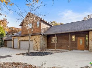 315 Arbors Cir, Elgin, TX 78621