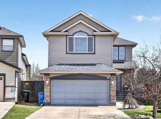99 Evansmeade Cres NW, Calgary, AB T3P 1B9