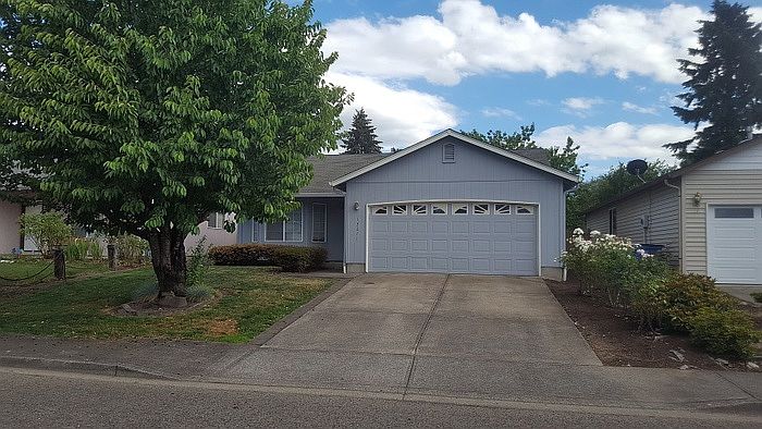 1st image of 13211 NE 38th Cir