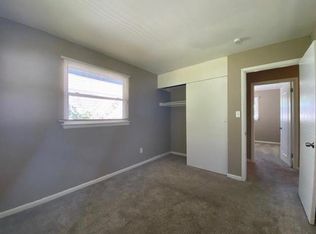 2469 Navarre Rd, Columbus, OH 43207