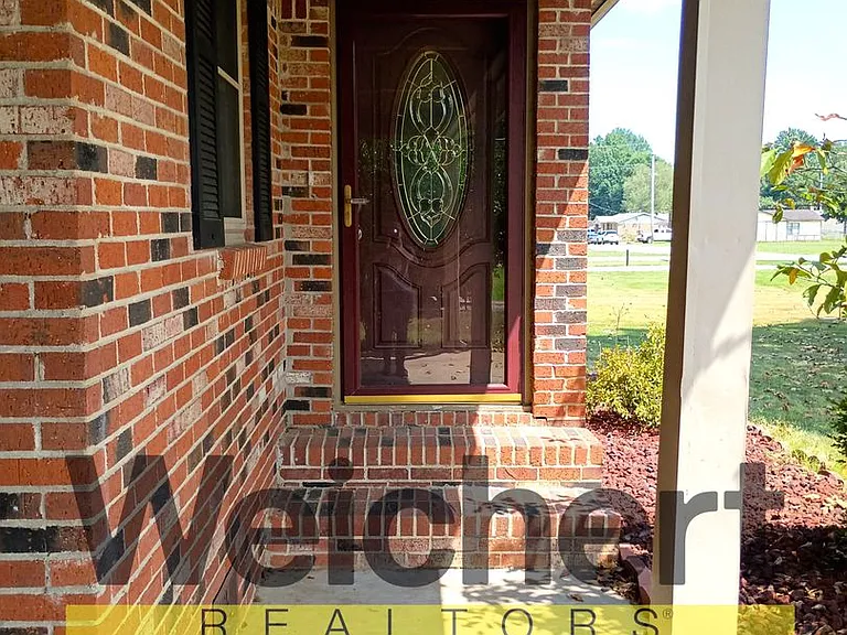 5505 Mark St — Photo 6