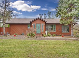 8 Ridge Rd, Morganville, NJ 07751