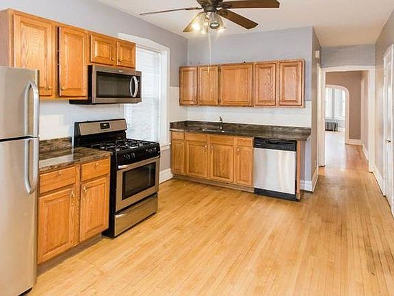 5th image of 3917 N Spaulding Ave #1